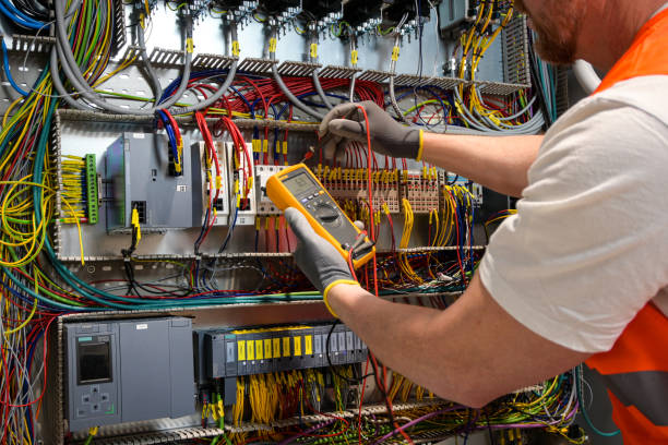 Best Electrical Contractors for Businesses  in Lawndale, CA